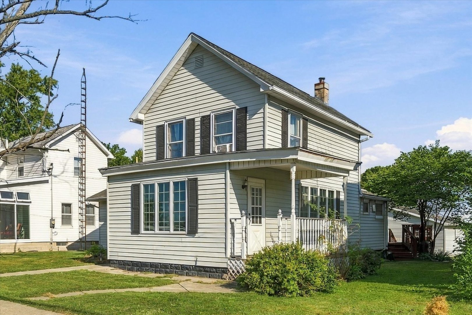 main property photo 1
