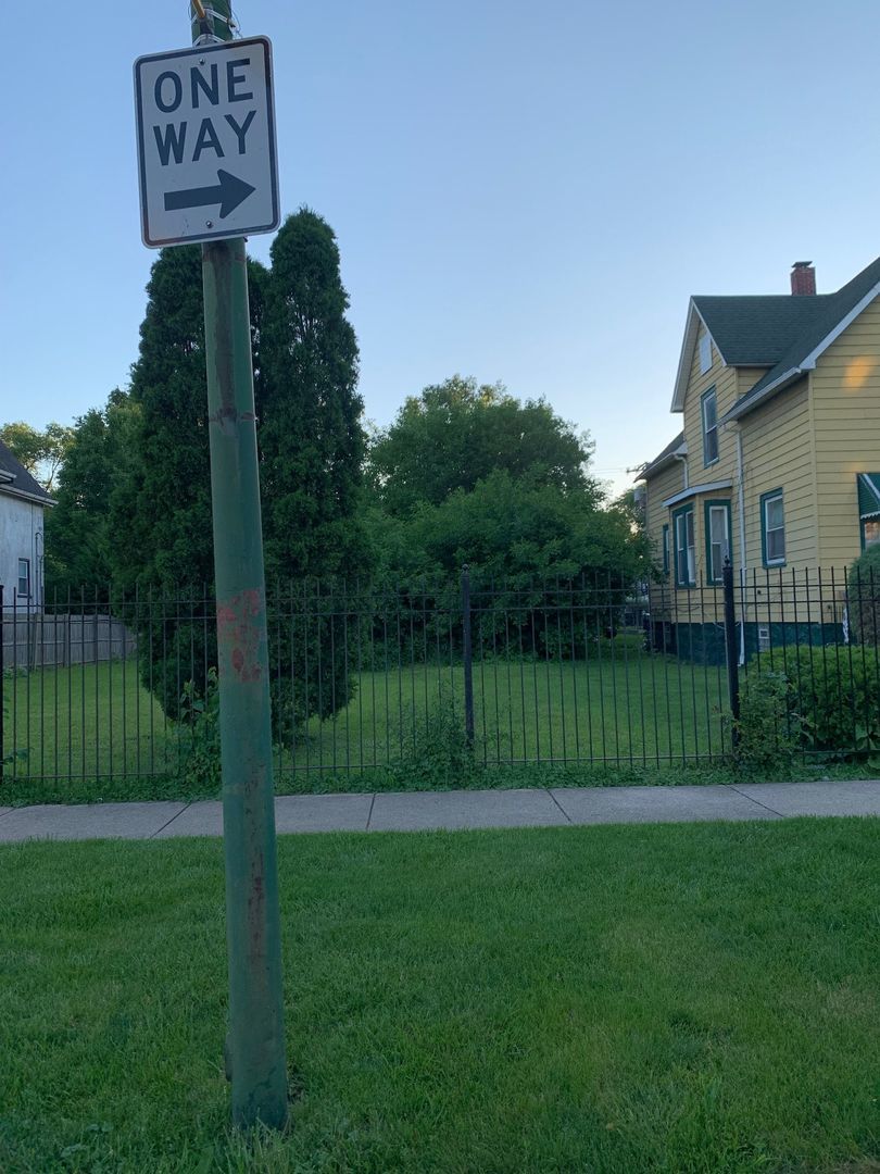 main property photo 8