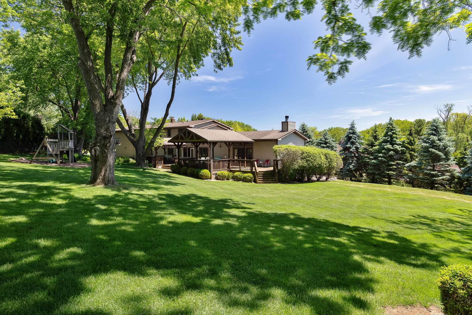 main property photo 45