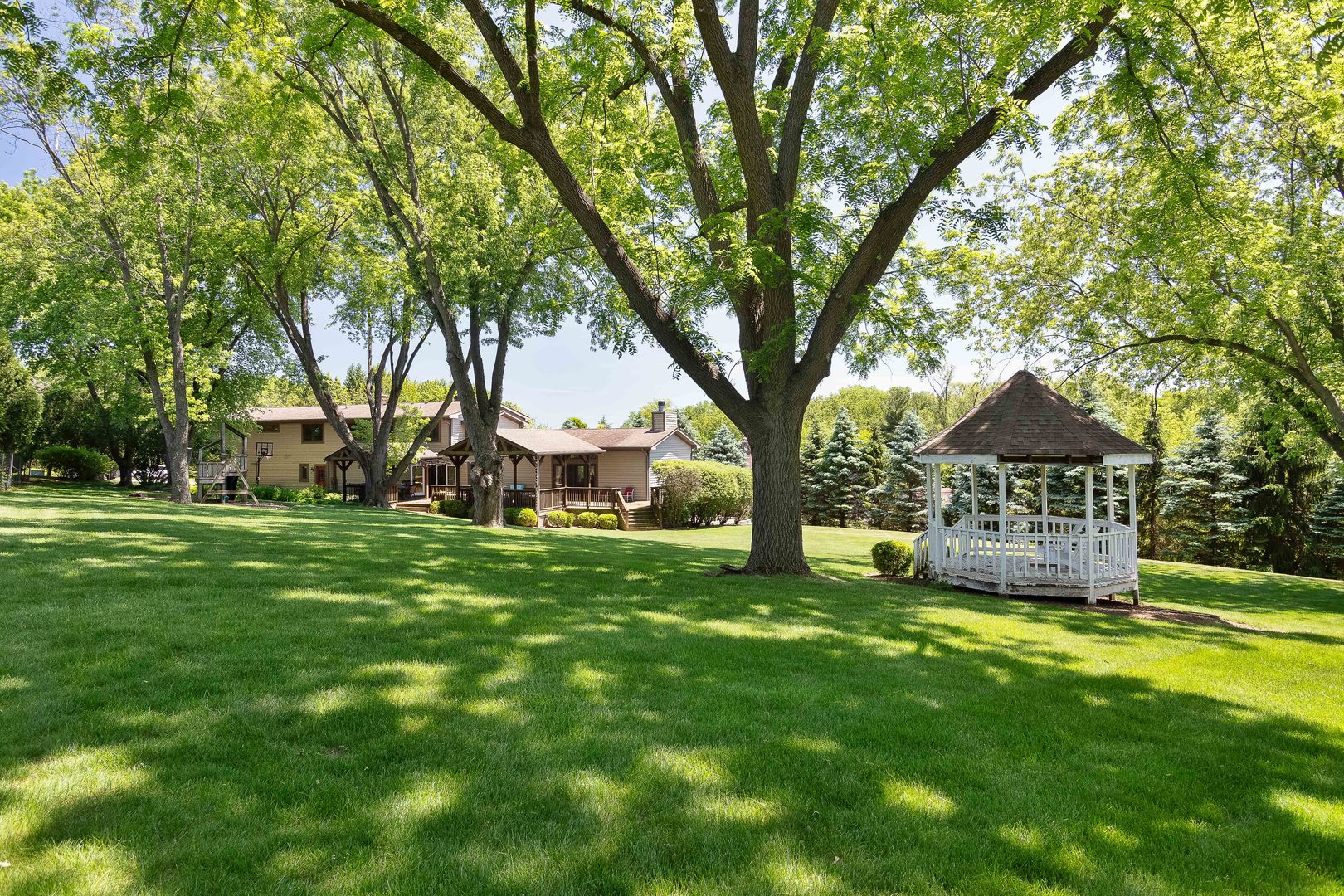 main property photo 46