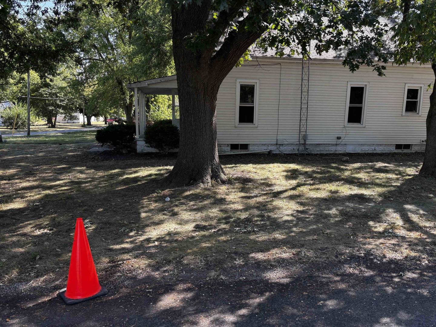 main property photo 3