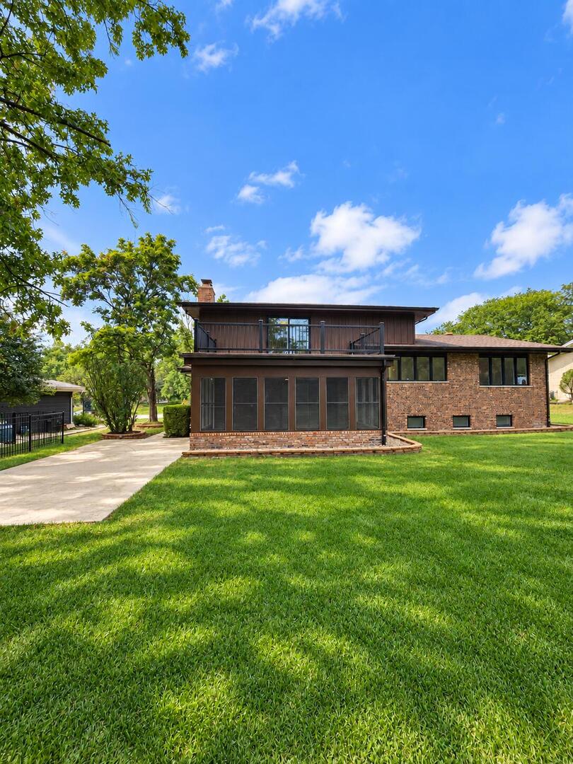 main property photo 32