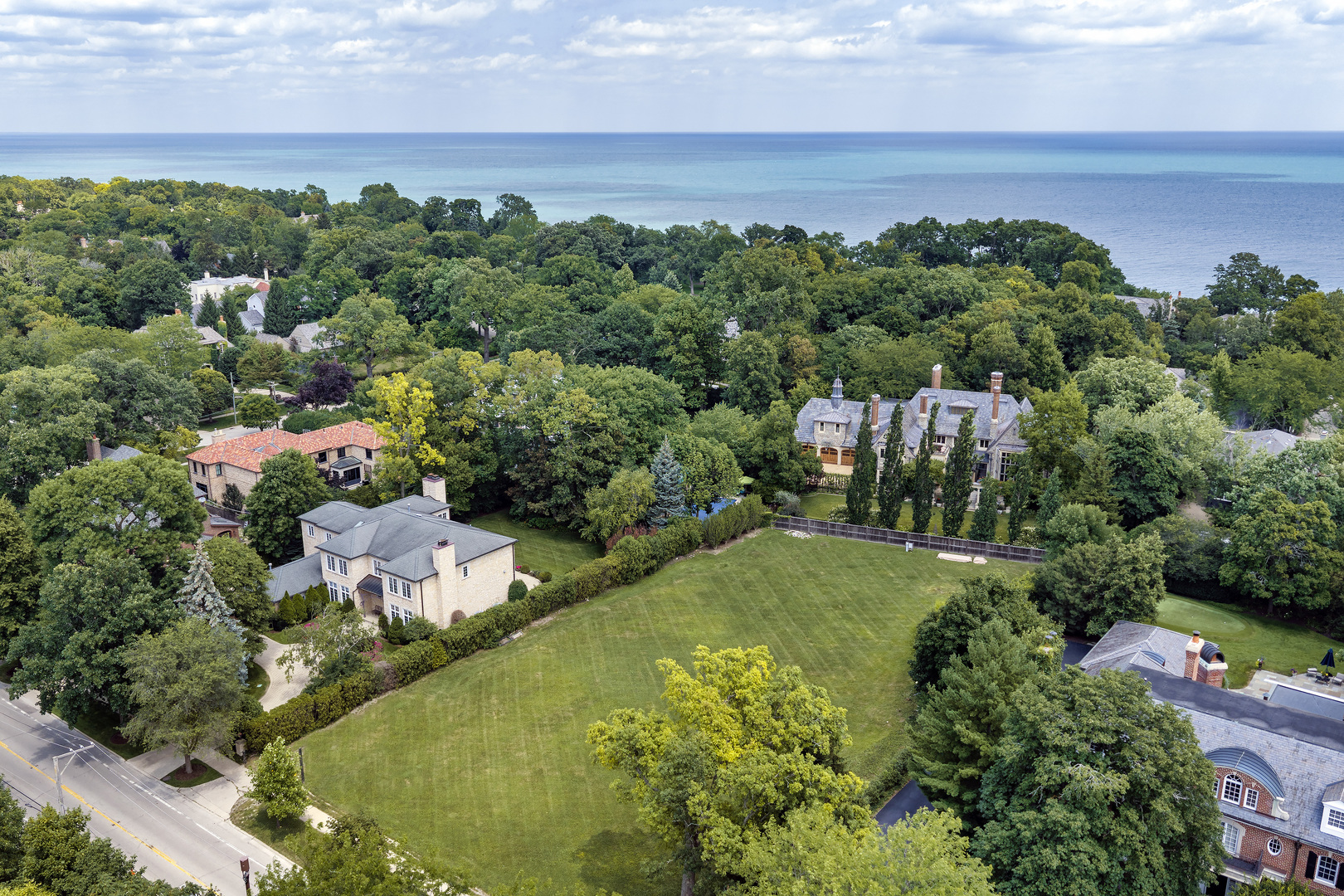 main property photo 40