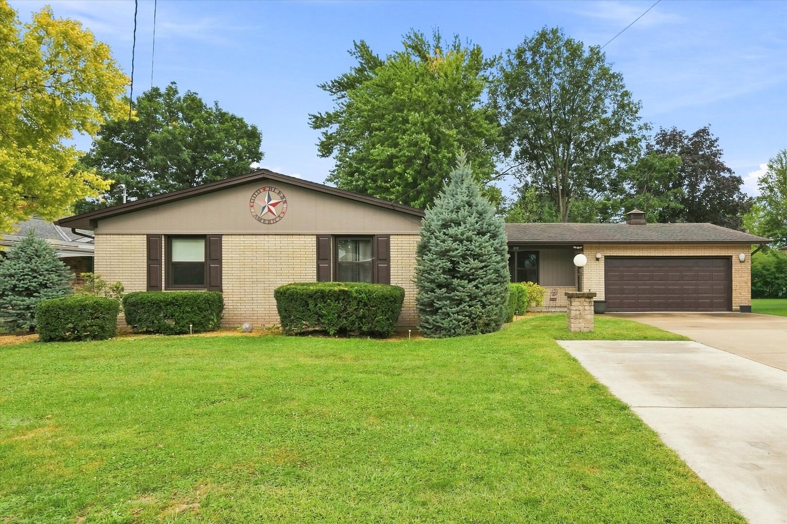 main property photo 0