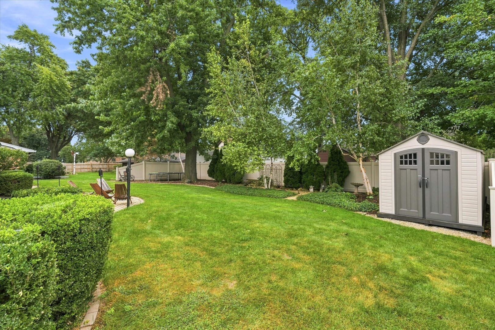 main property photo 30