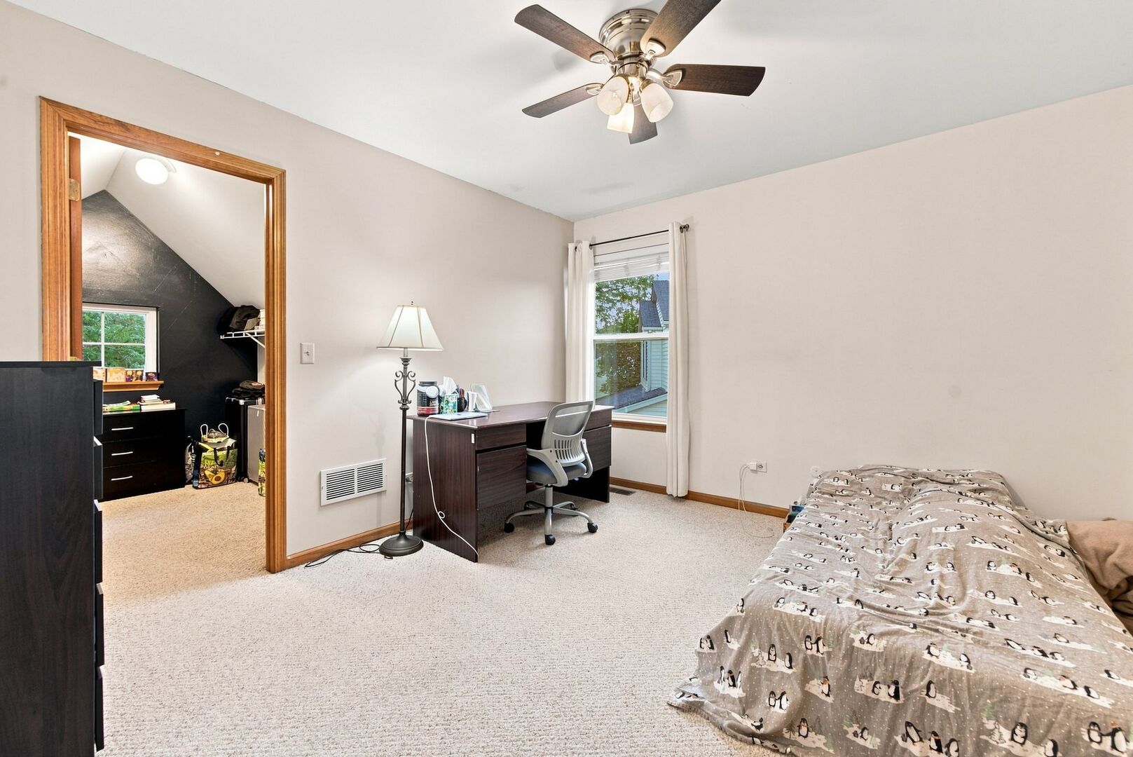 property viewer photo 24