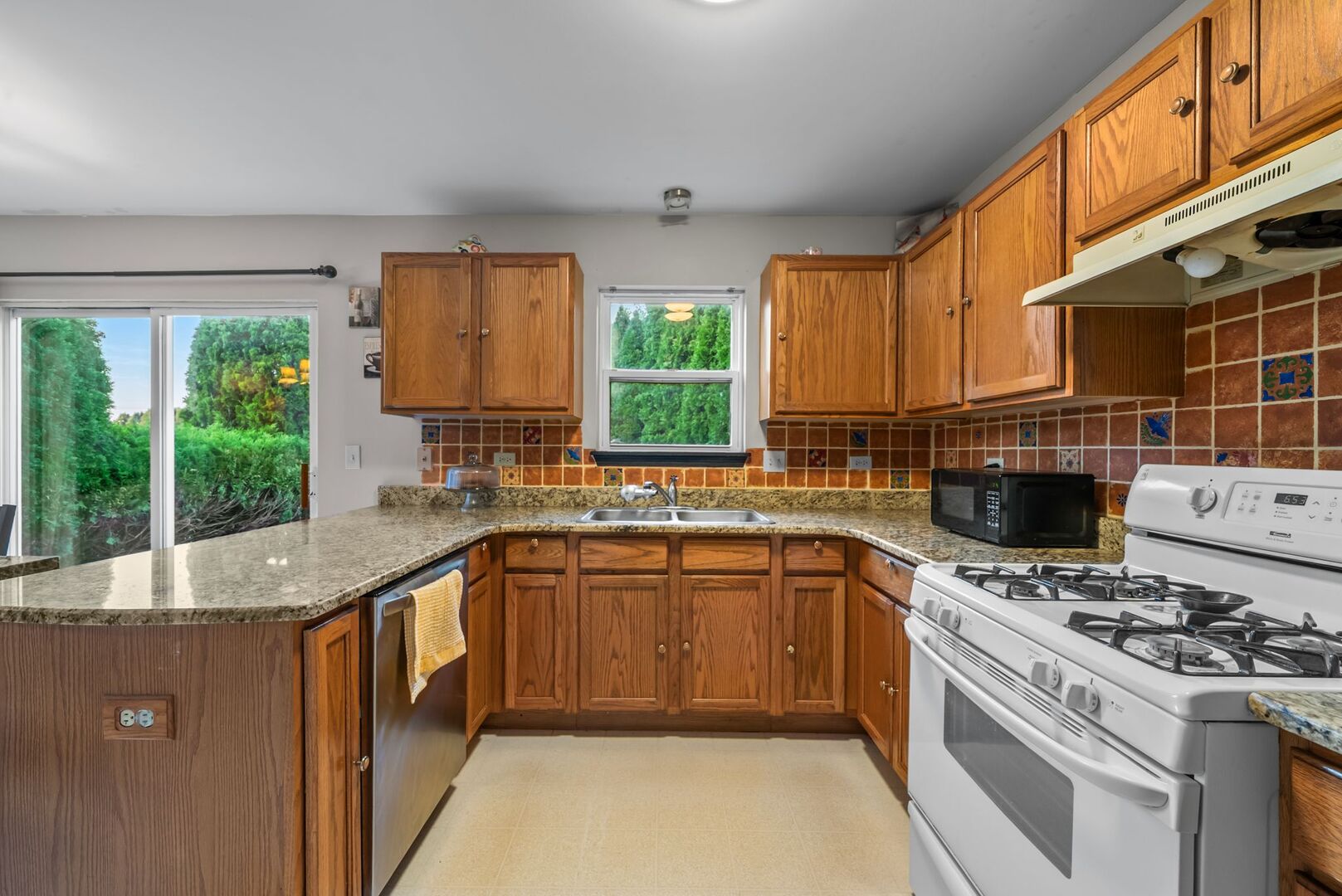 property viewer photo 8