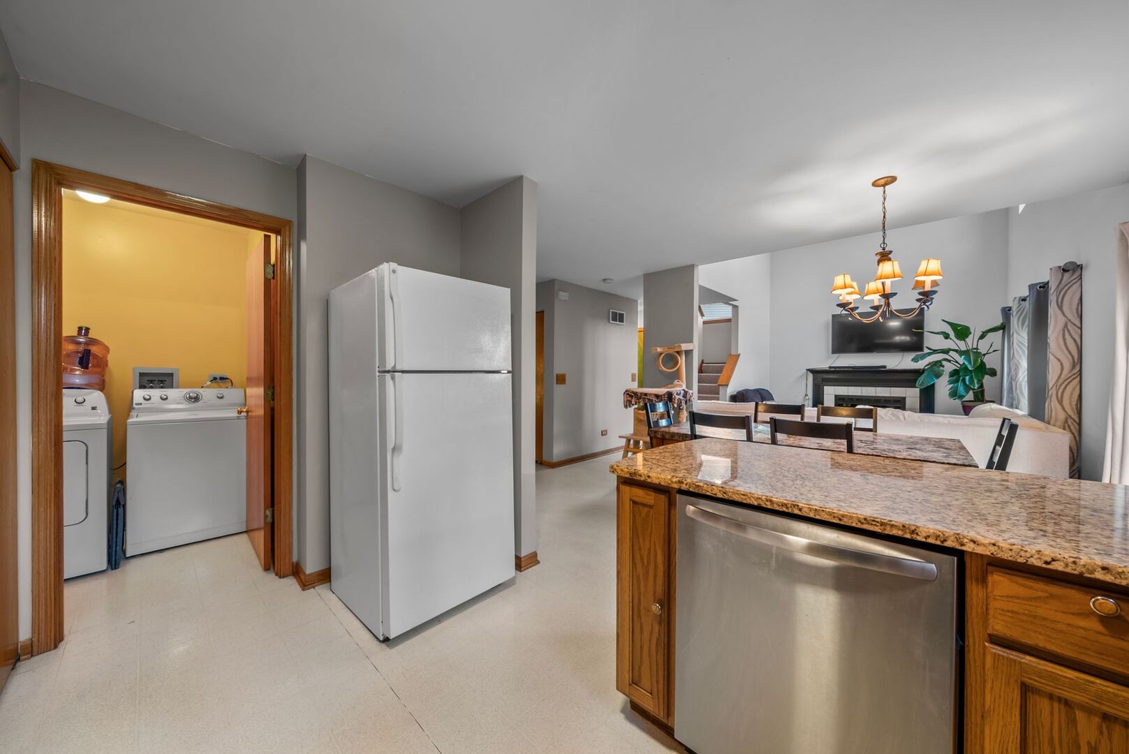 property viewer photo 9