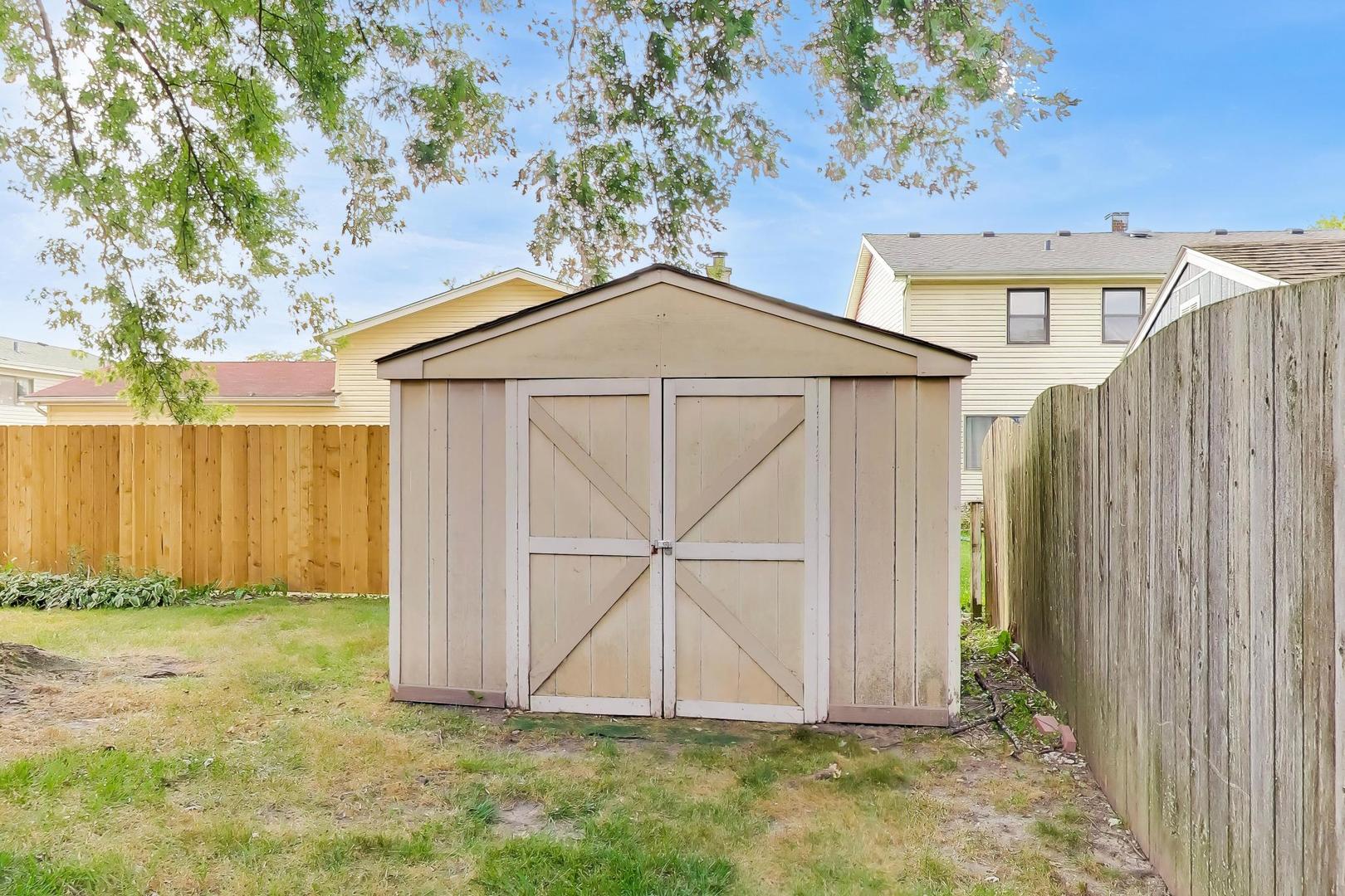 main property photo 33