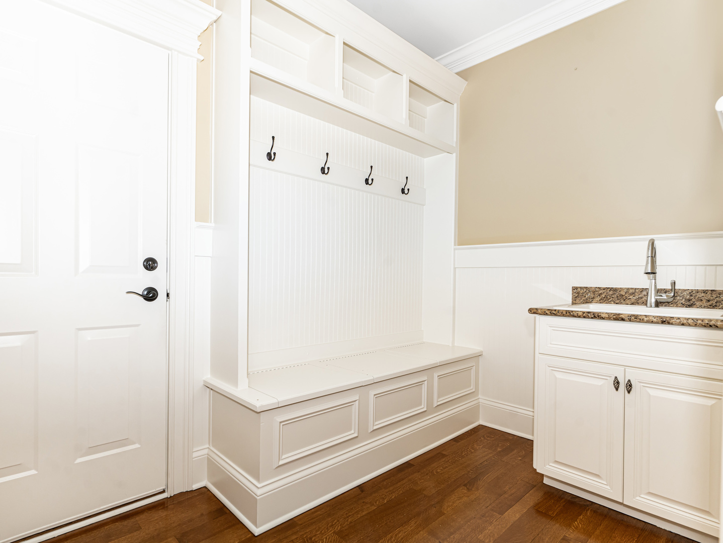 main property photo 60