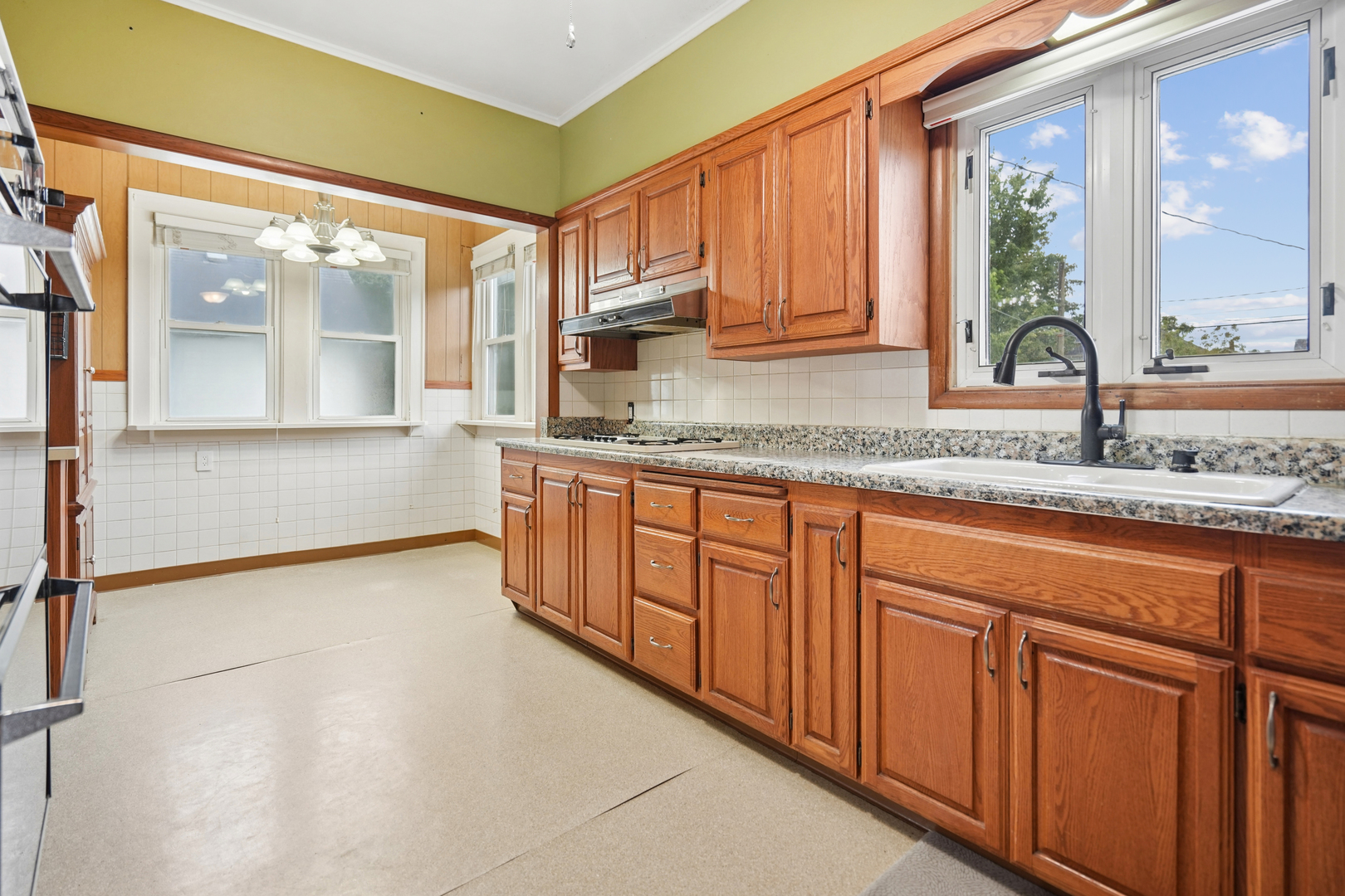 property viewer photo 10