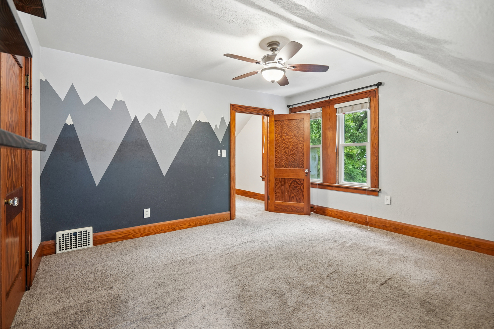 property viewer photo 15