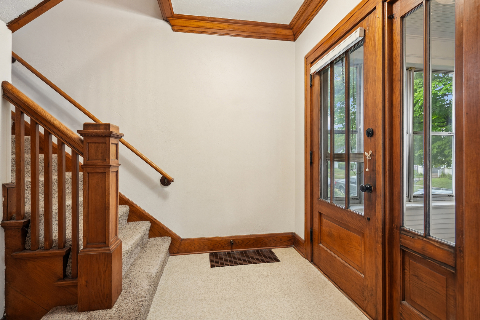 property viewer photo 3