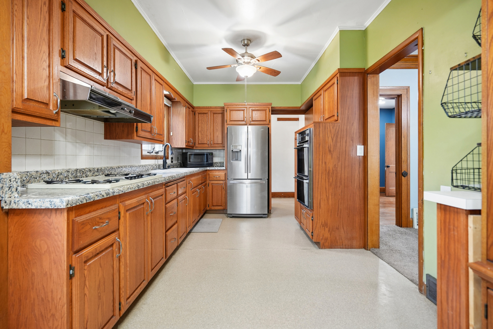 property viewer photo 7