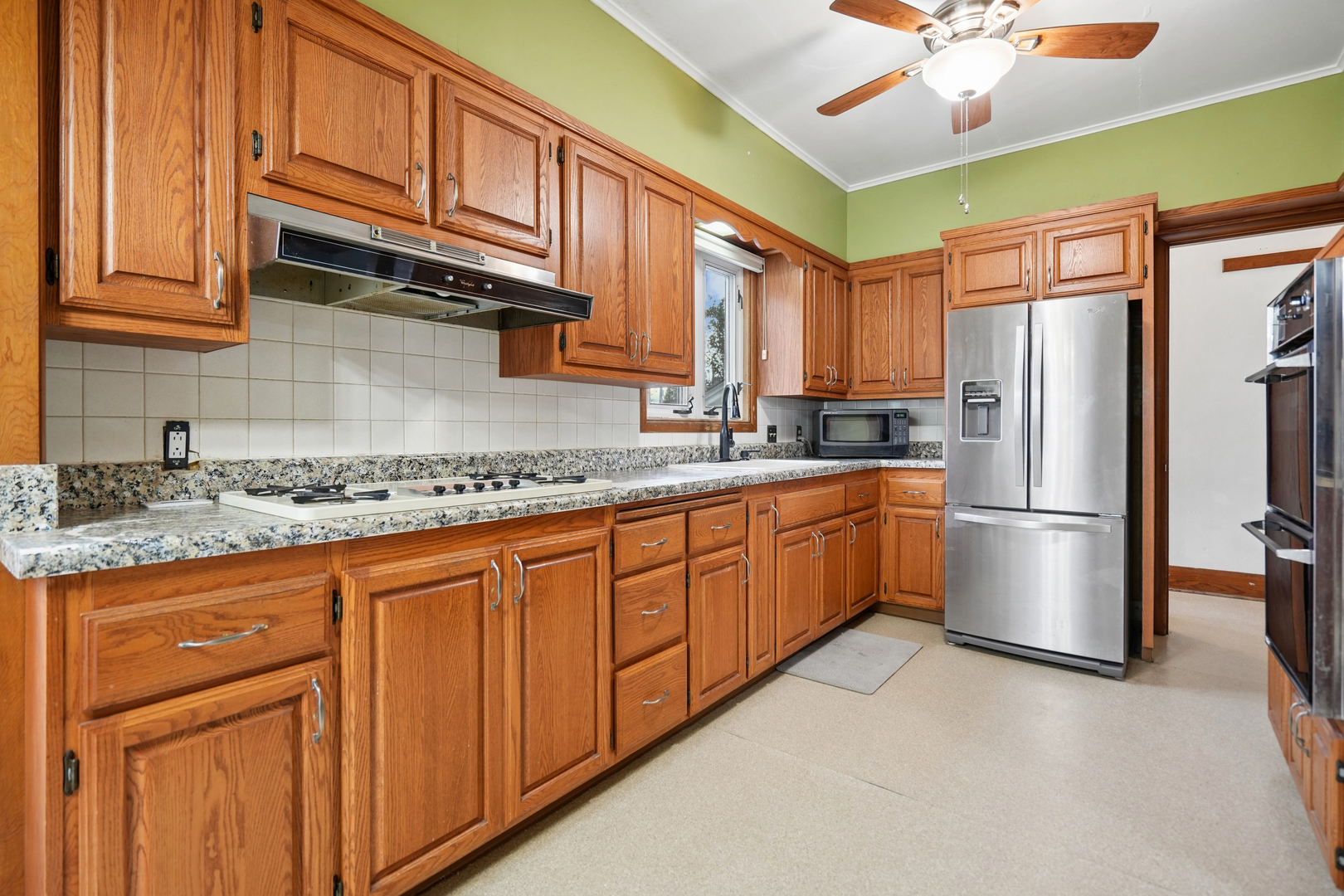 property viewer photo 8