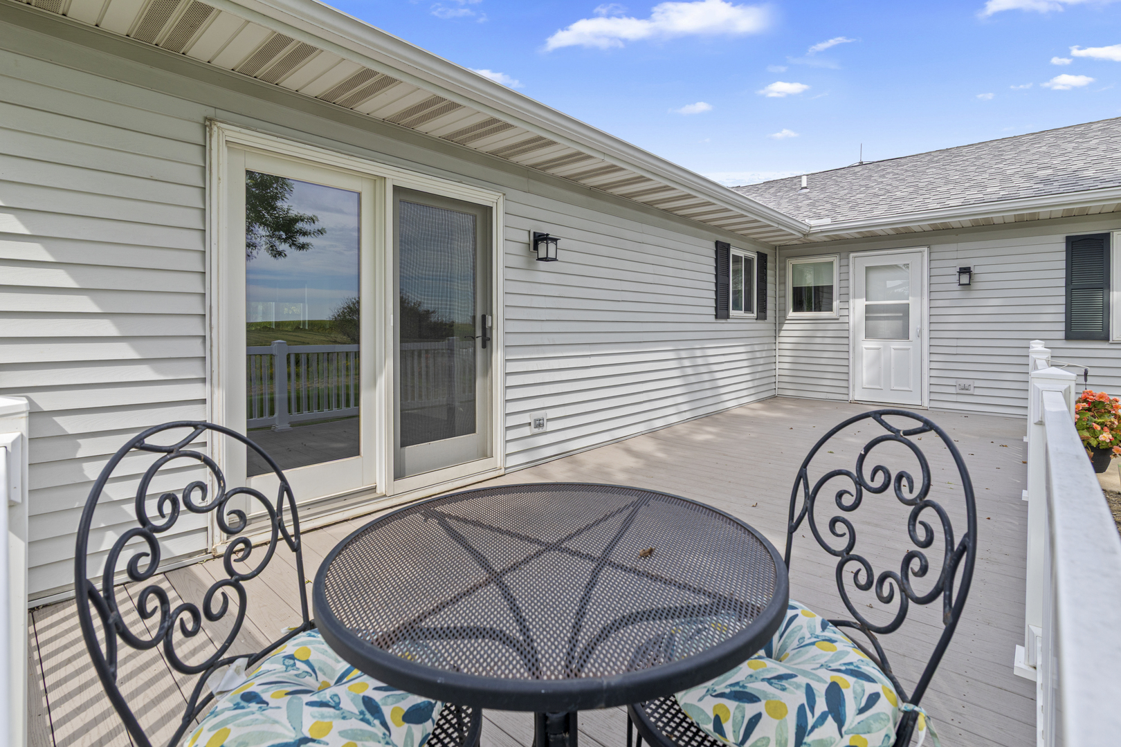 property viewer photo 37