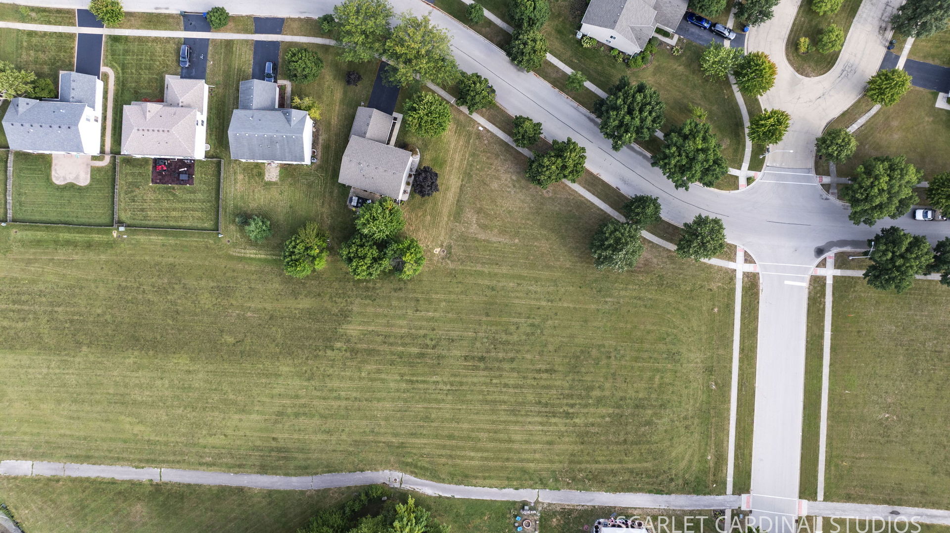 main property photo 25