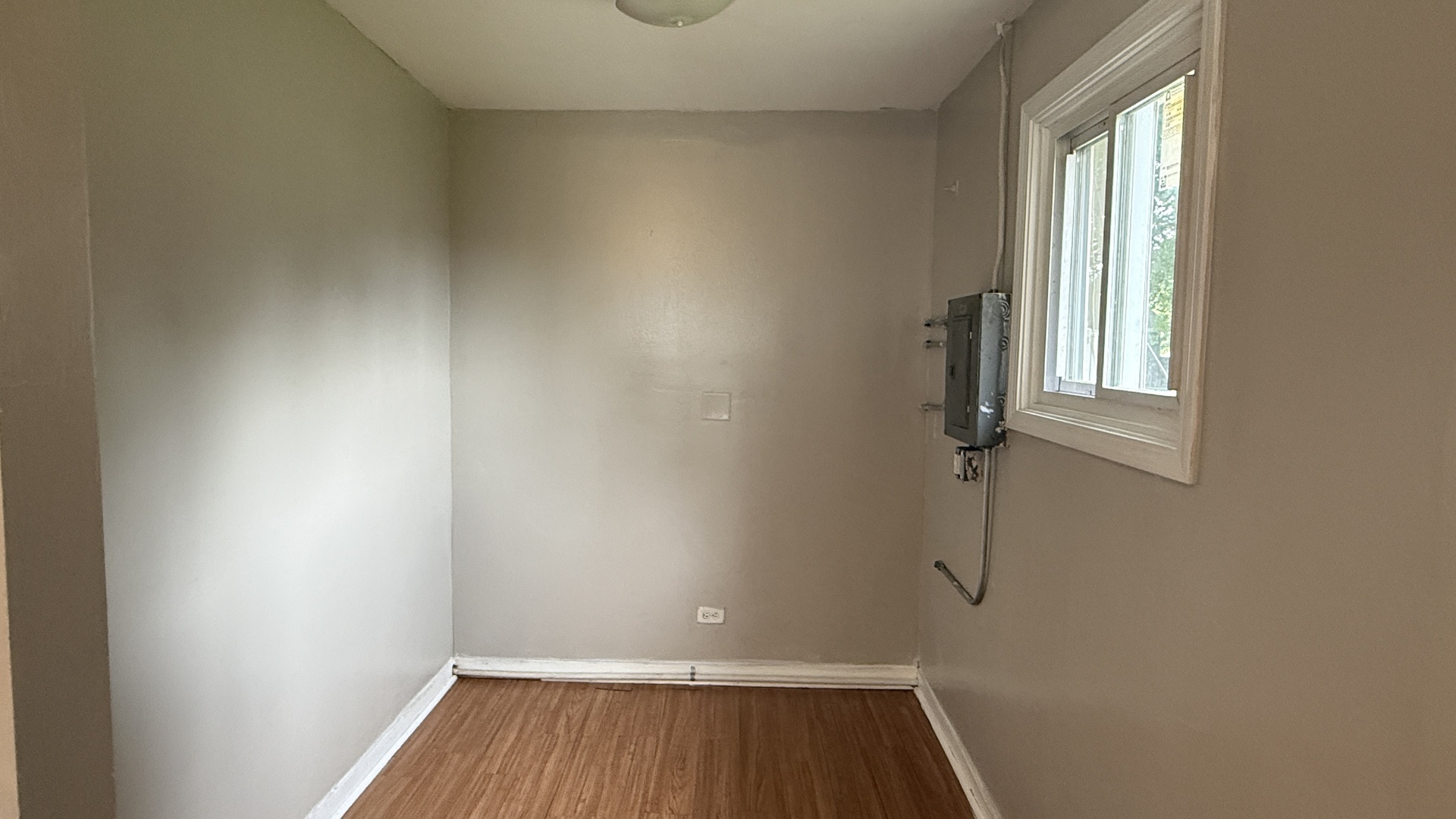 property viewer photo 4