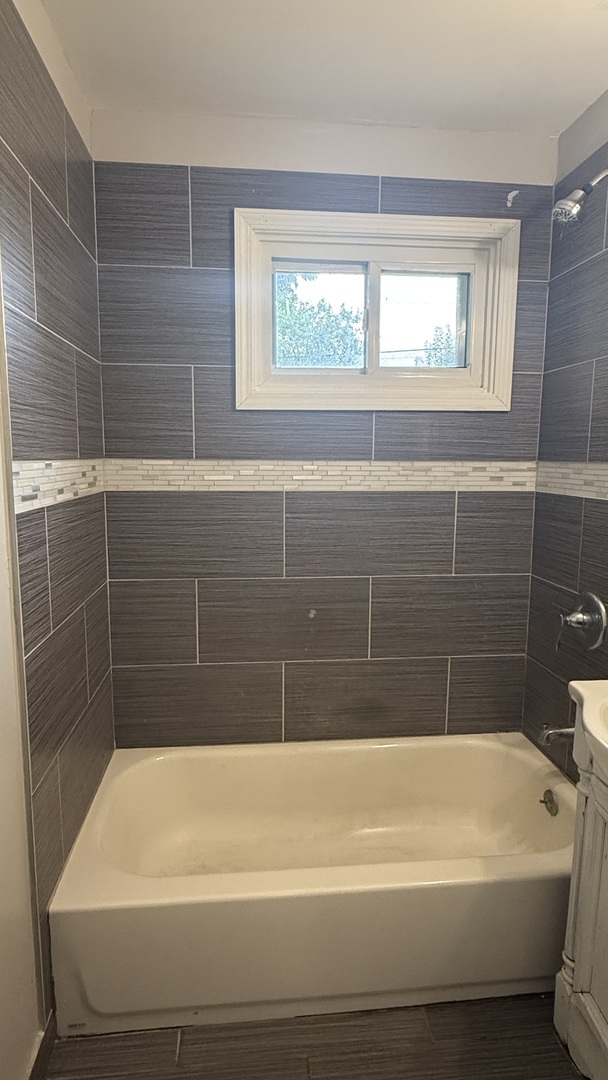 property viewer photo 7