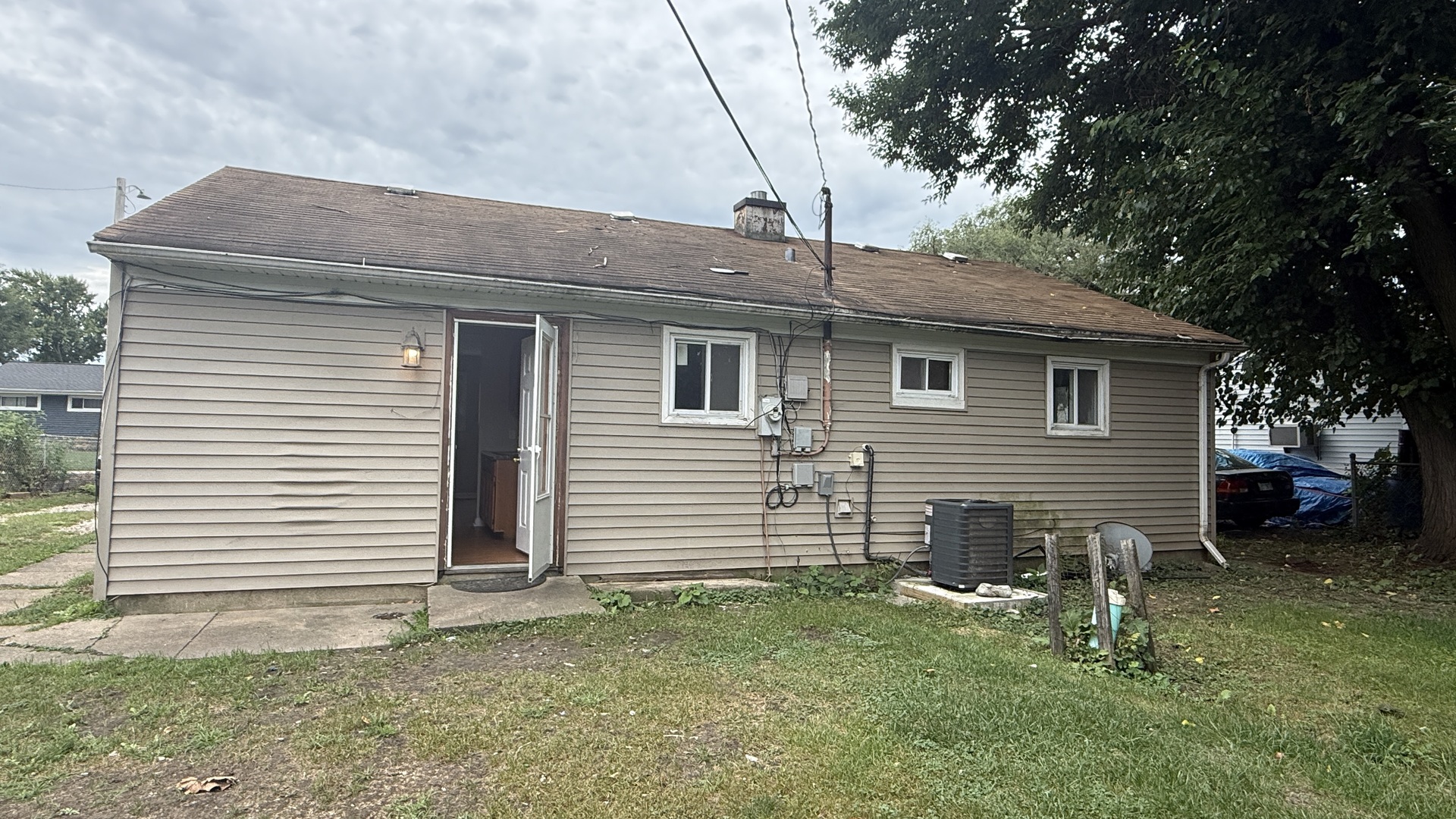 property viewer photo 9