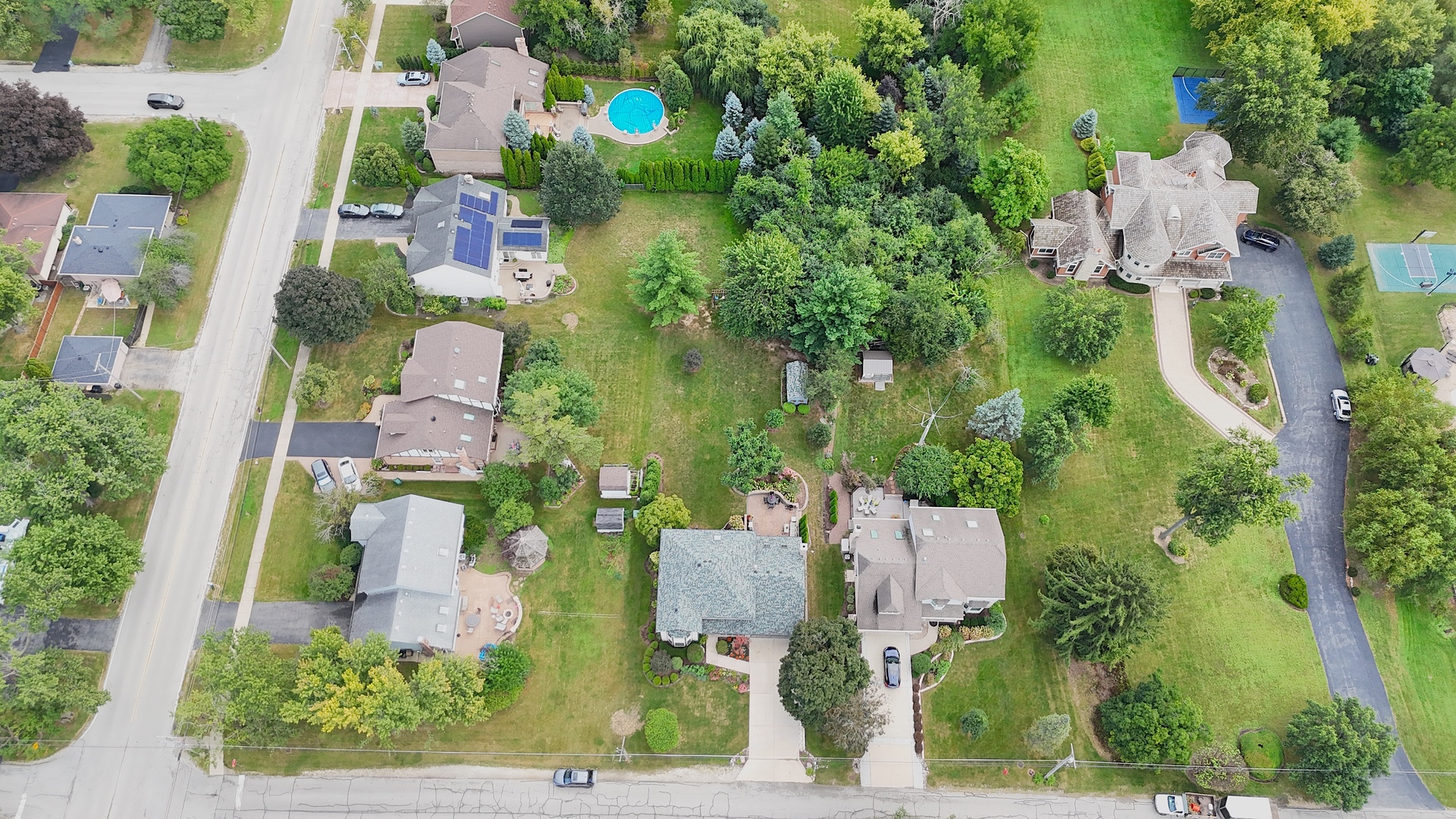 main property photo 27