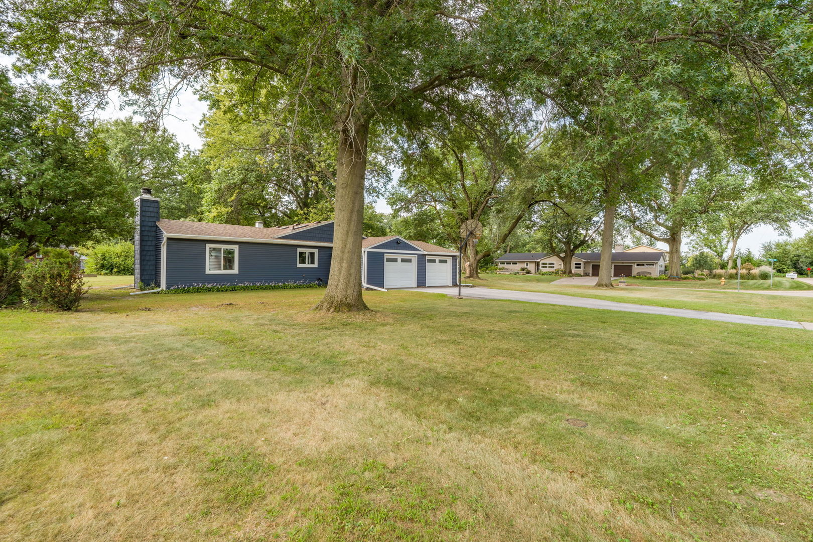 main property photo 5