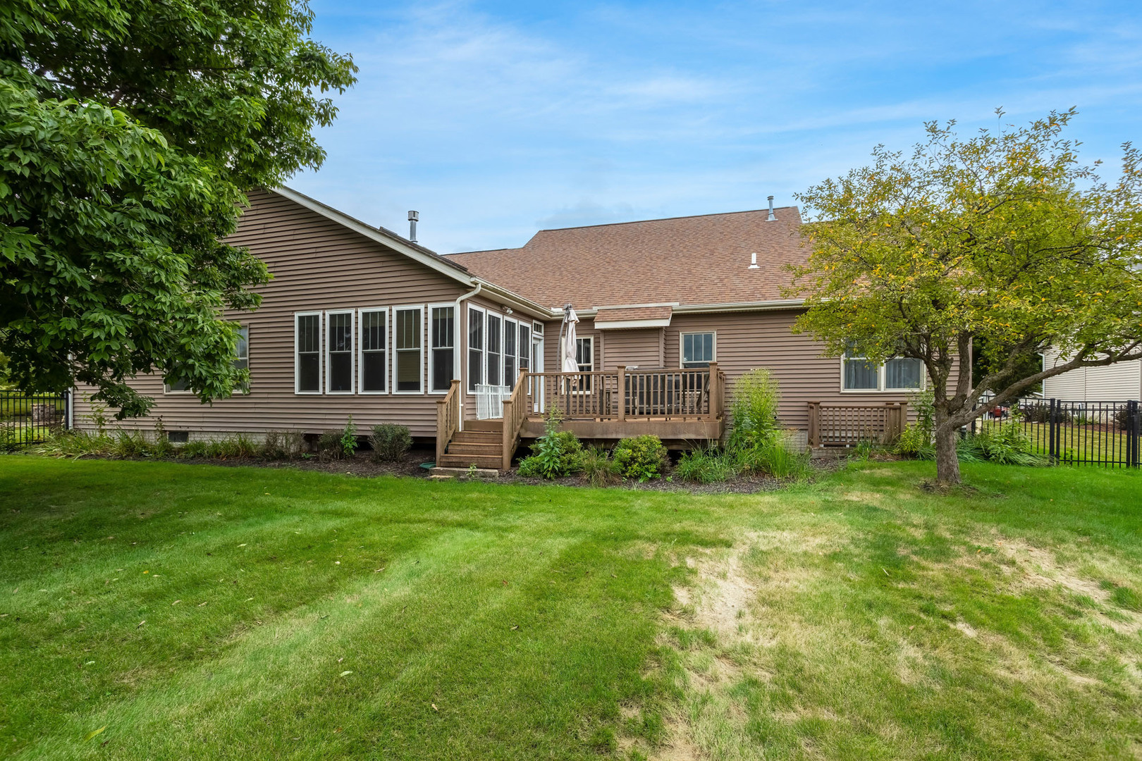 main property photo 49