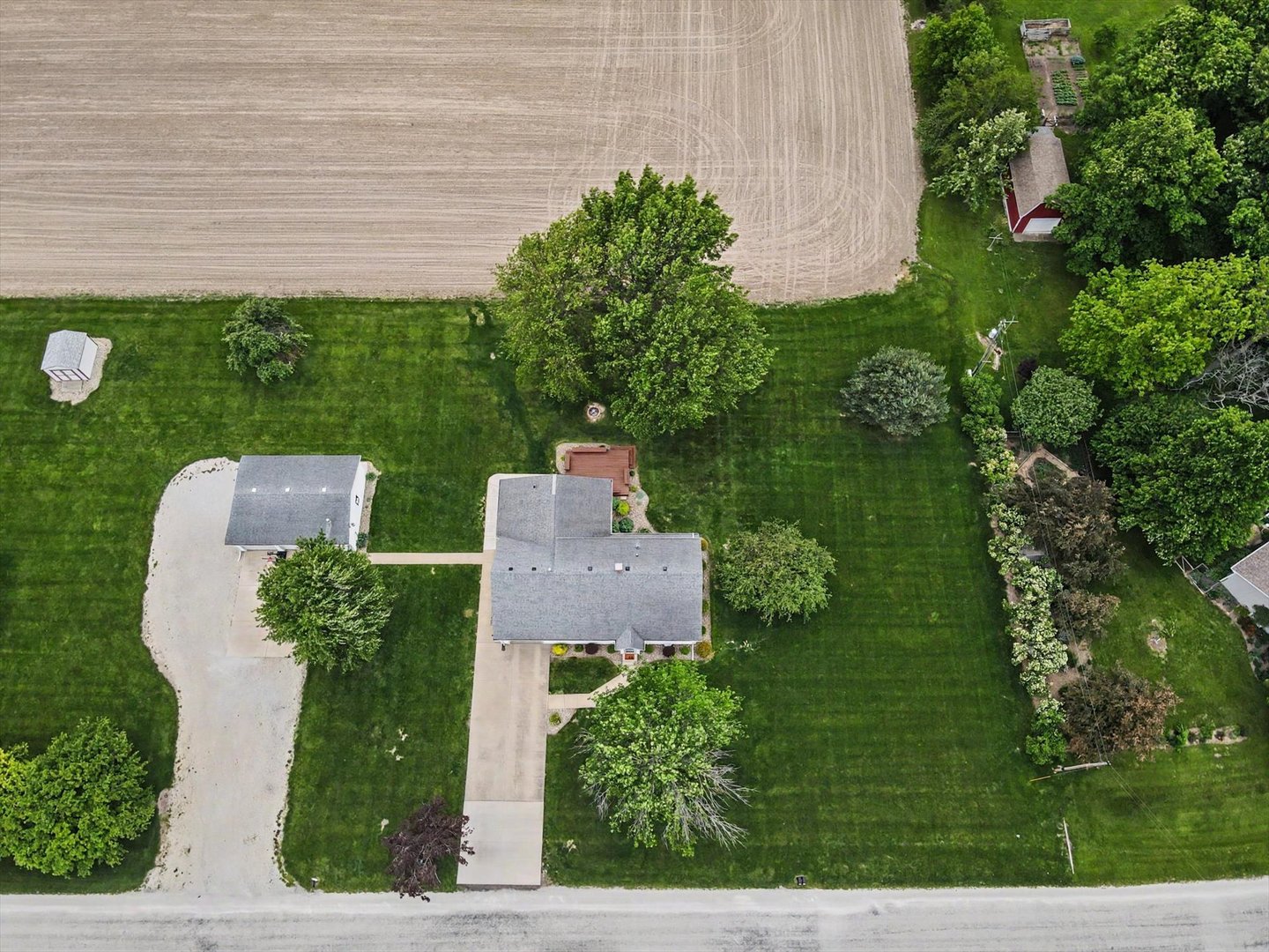 main property photo 47