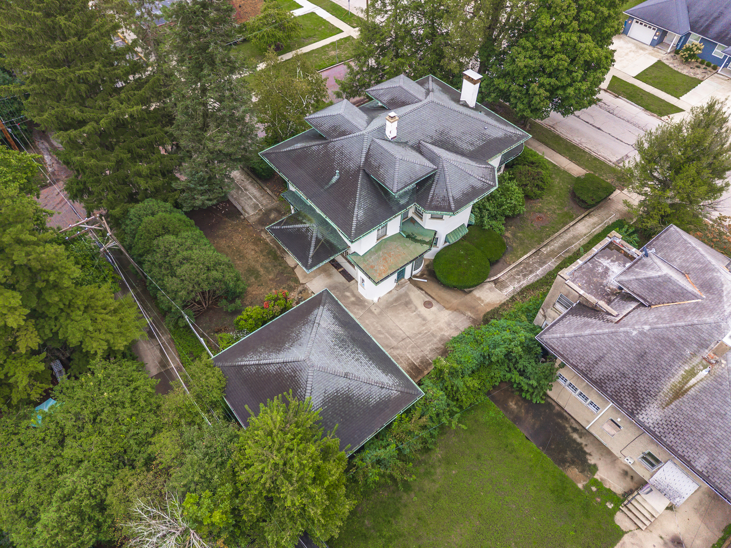 main property photo 10