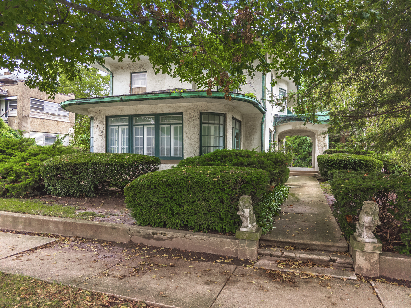 main property photo 6