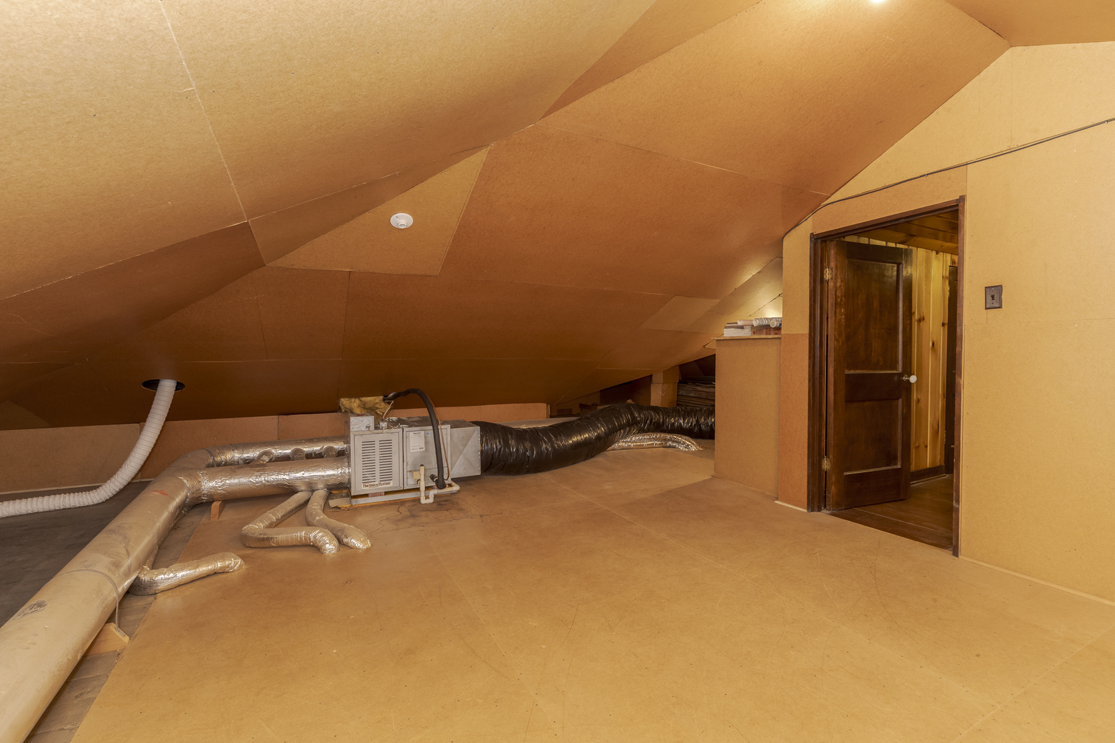 main property photo 76