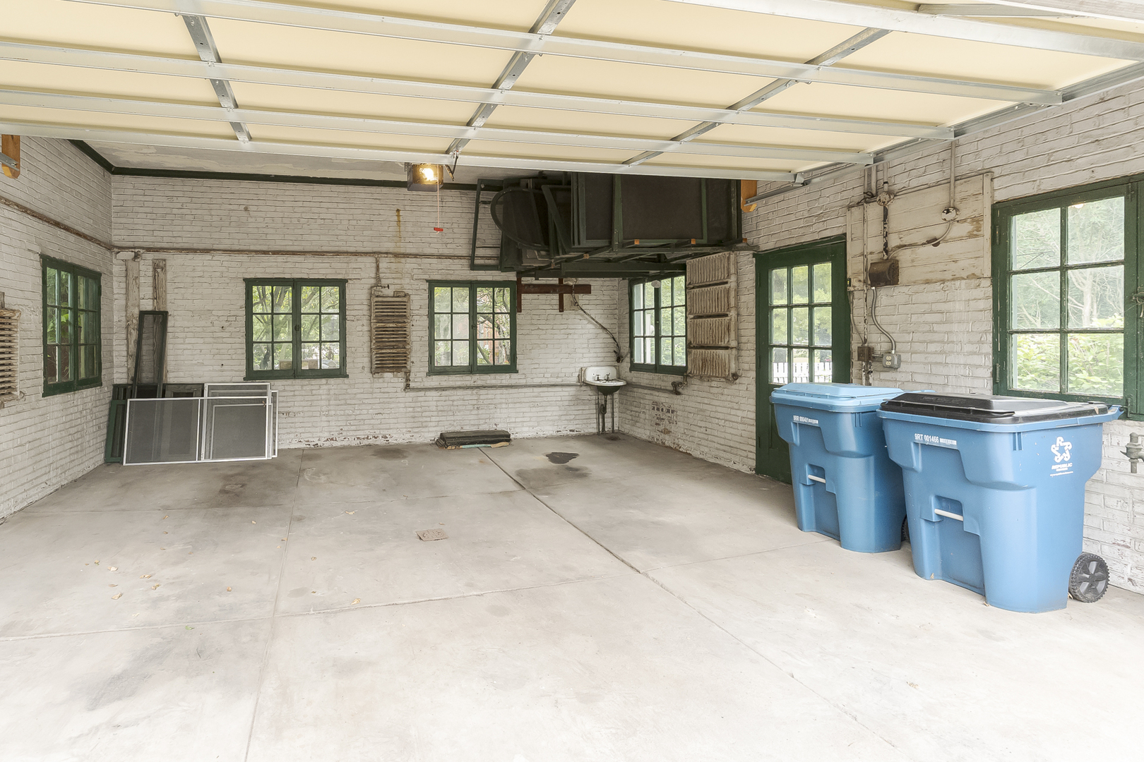 main property photo 87