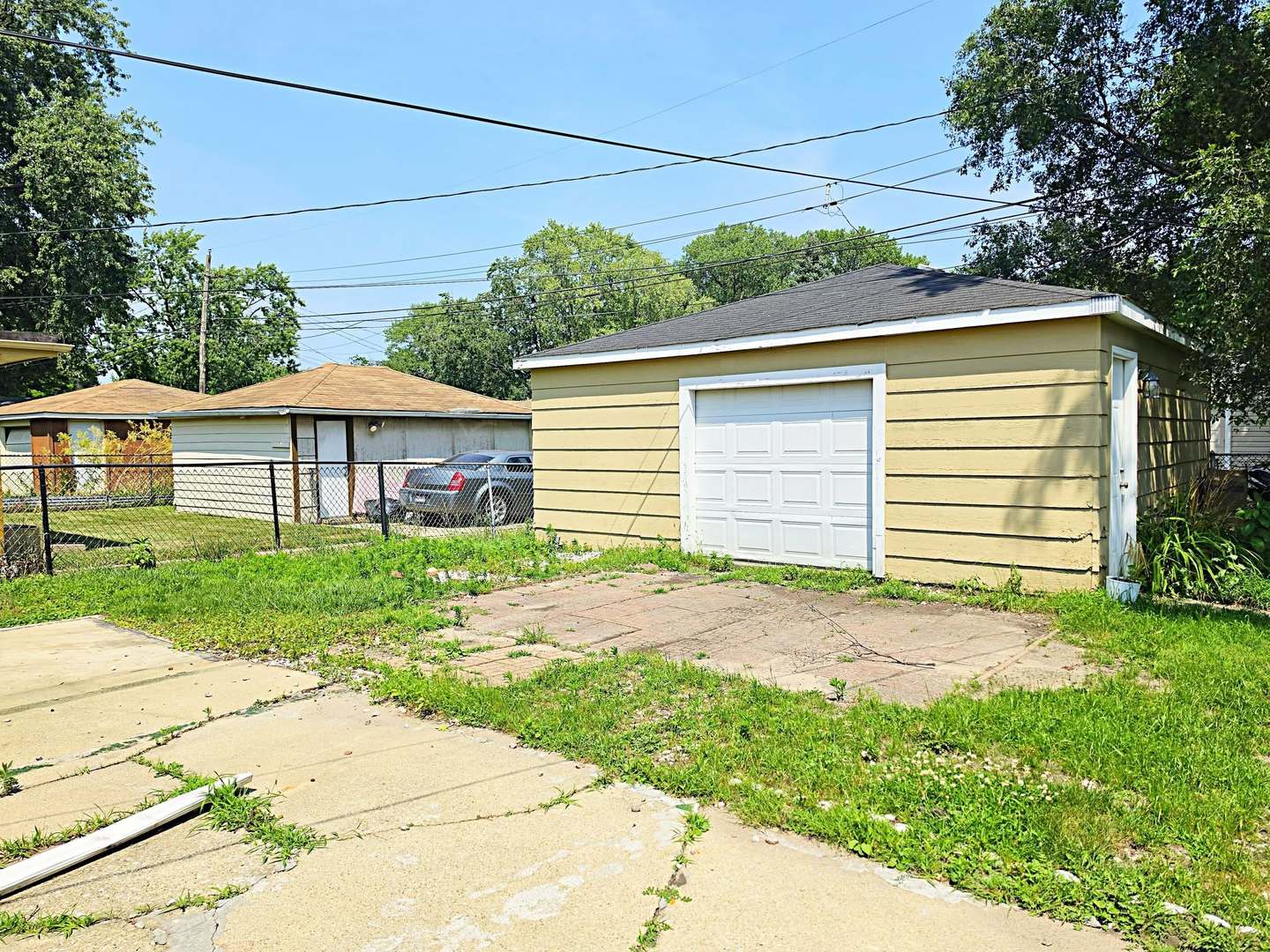 main property photo 14