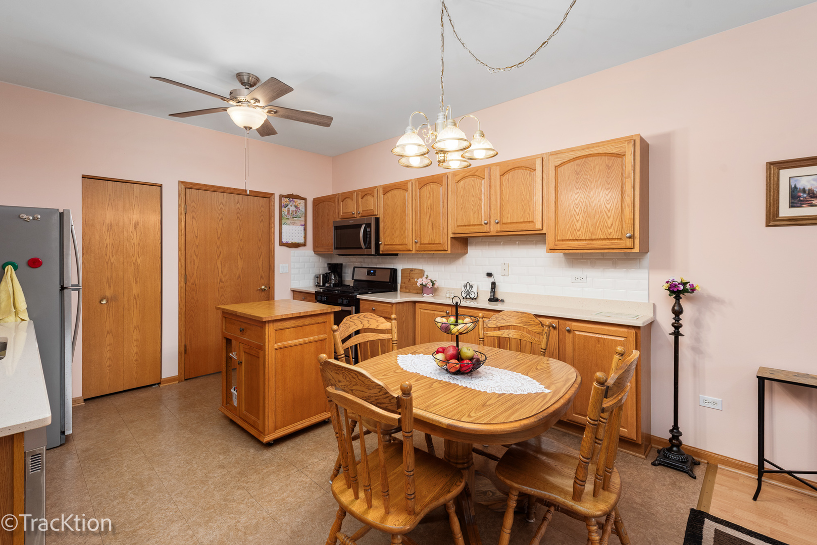 main property photo 4