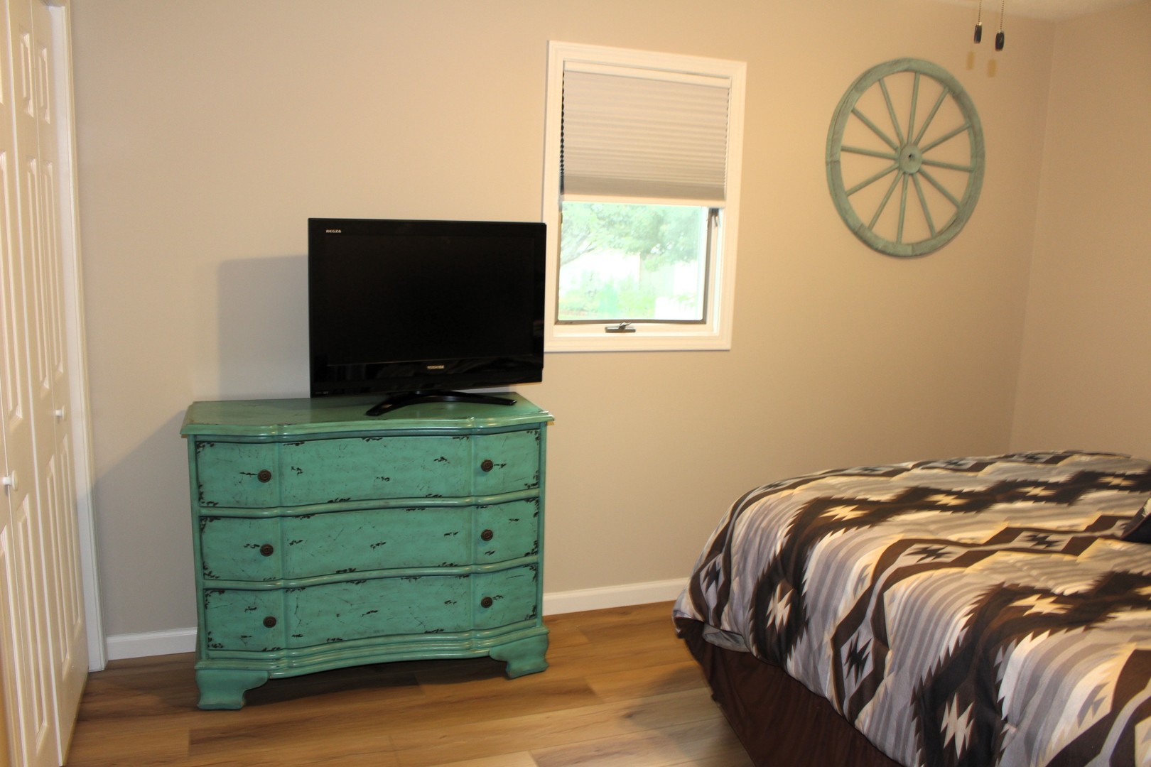 main property photo 27