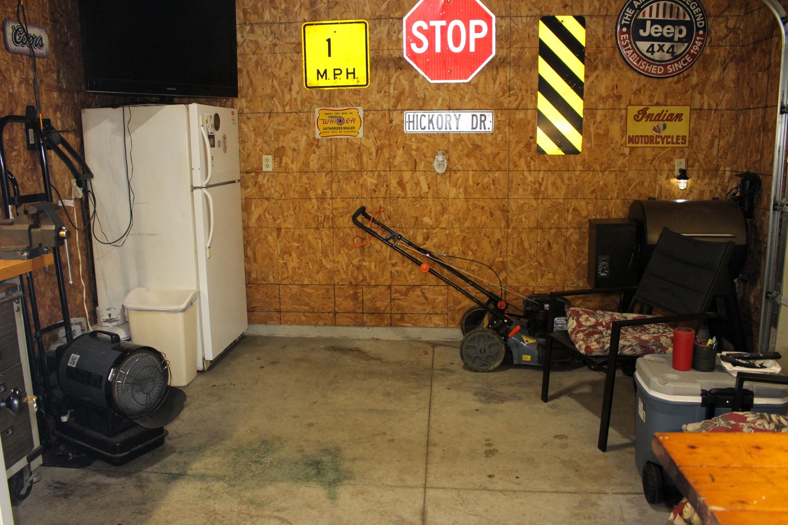 main property photo 41