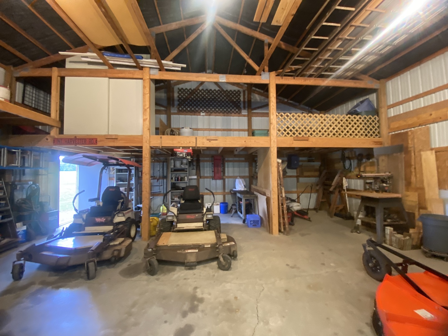 main property photo 27