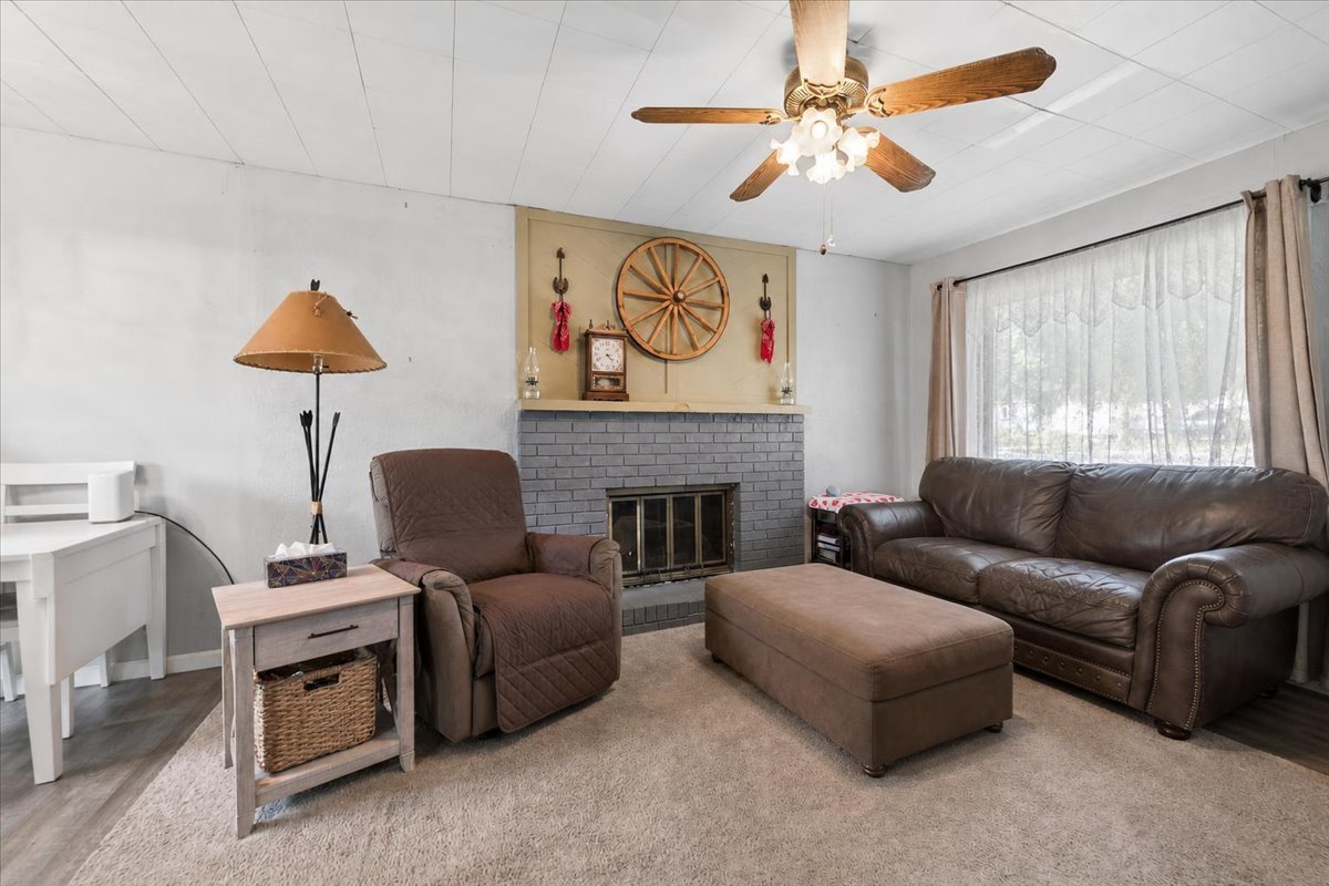 property viewer photo 2