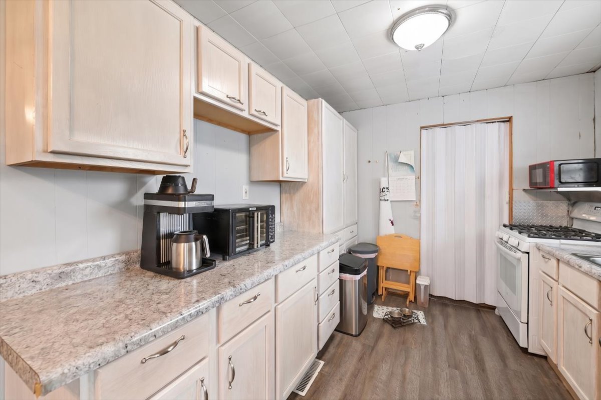 property viewer photo 7