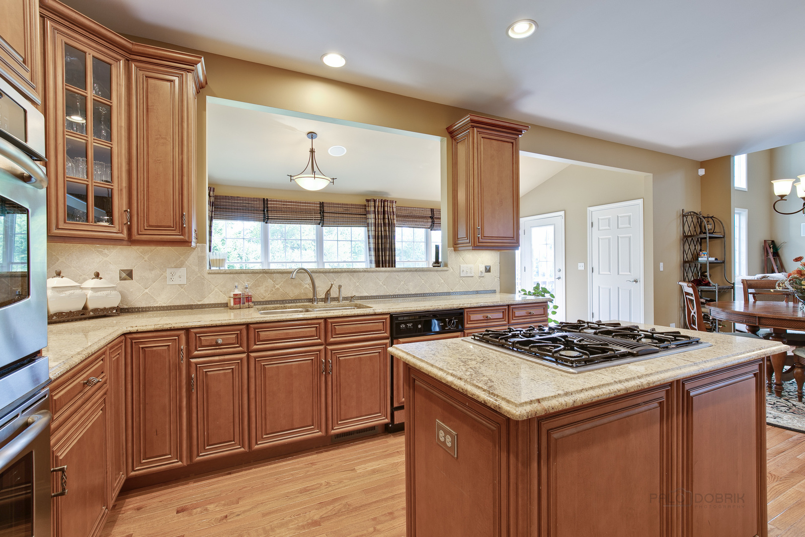 main property photo 12