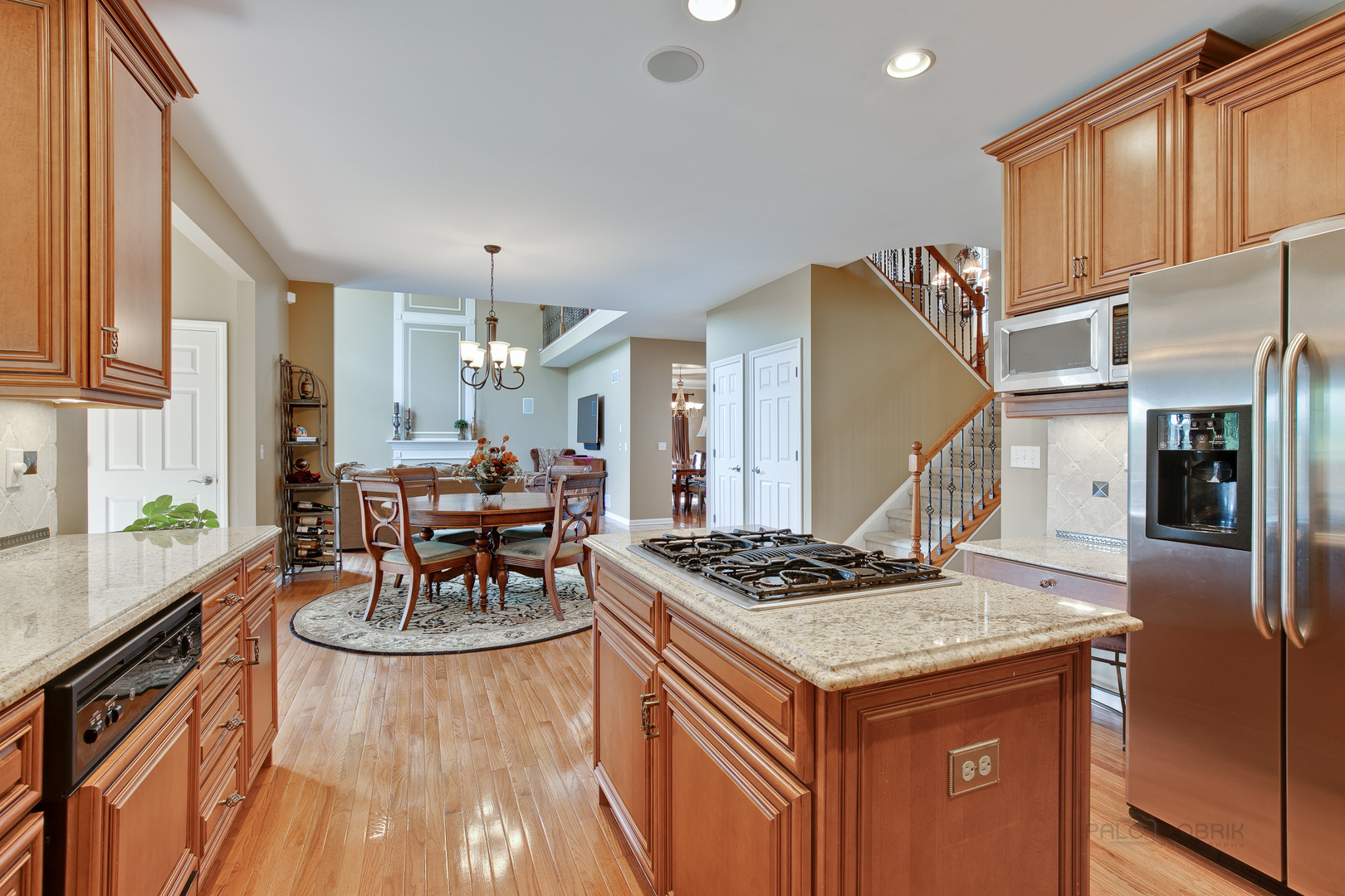 main property photo 13