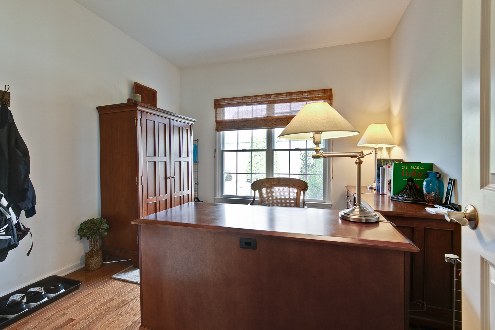 main property photo 16