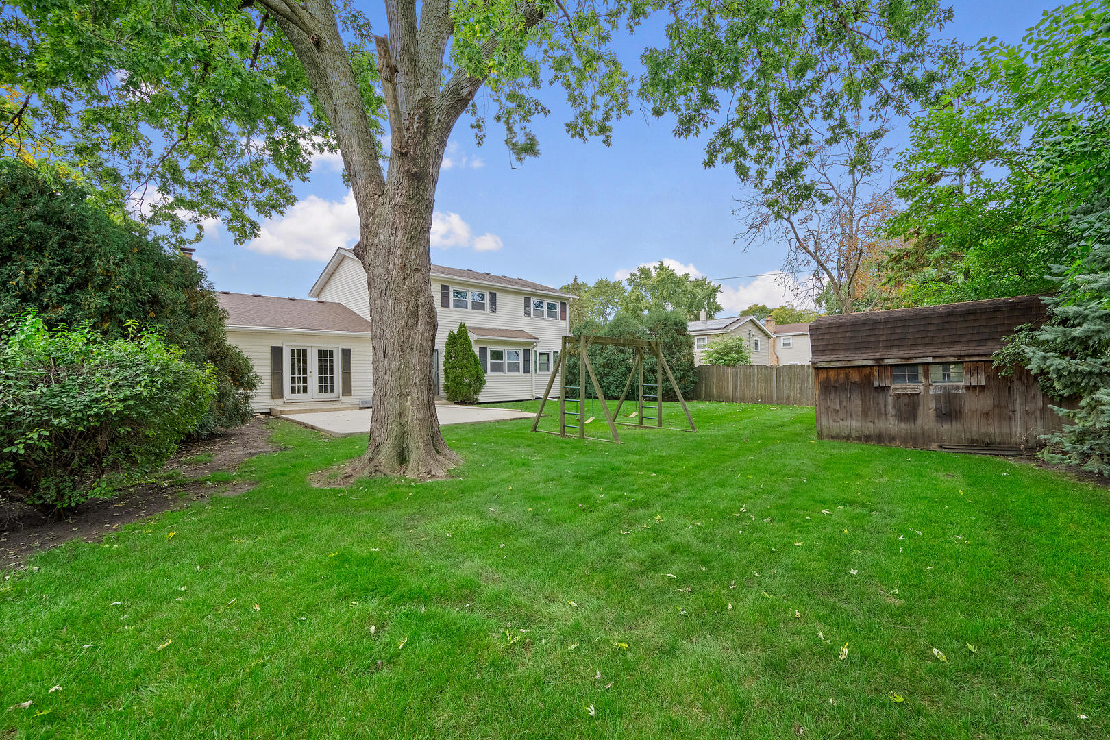 main property photo 33