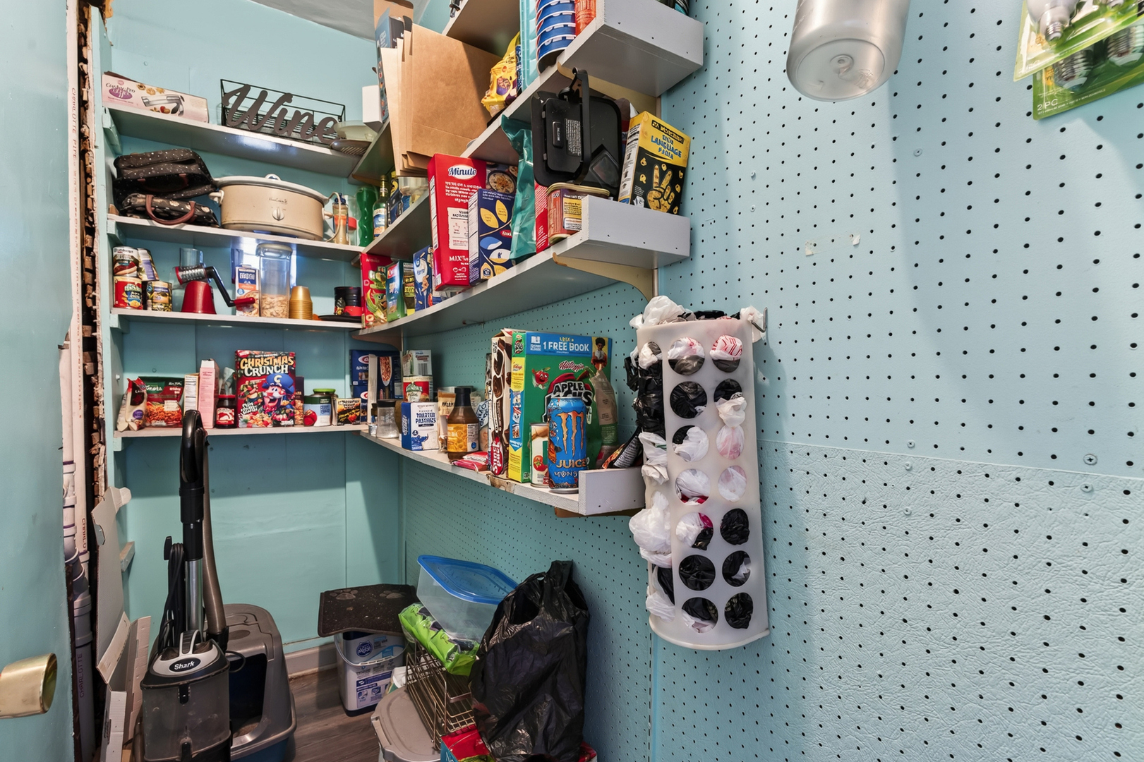 main property photo 27