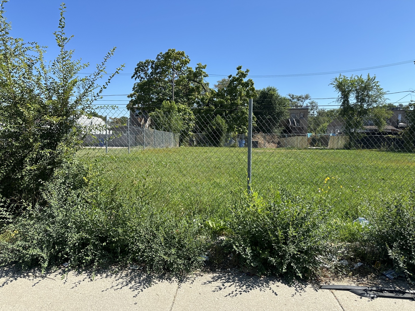 main property photo 0