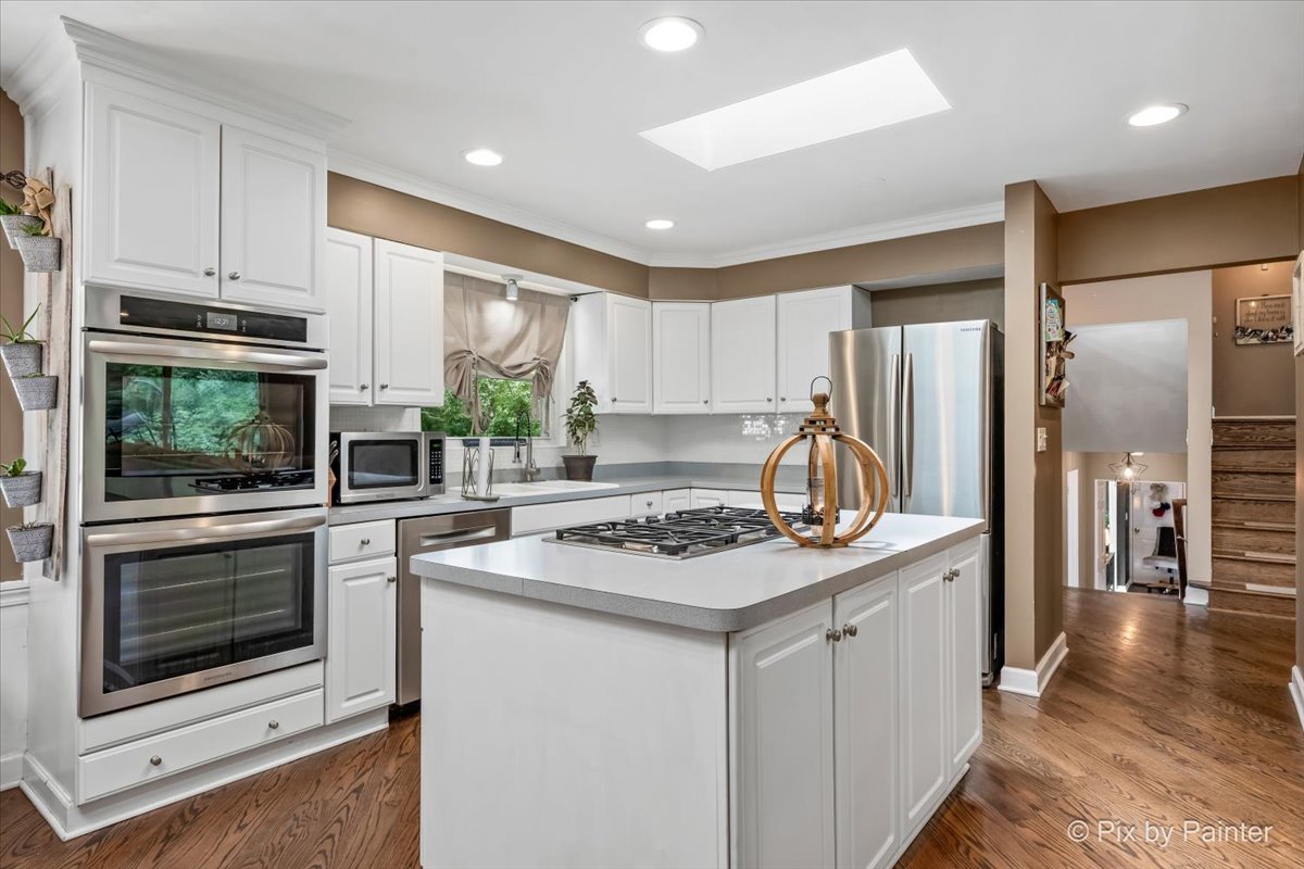 main property photo 8