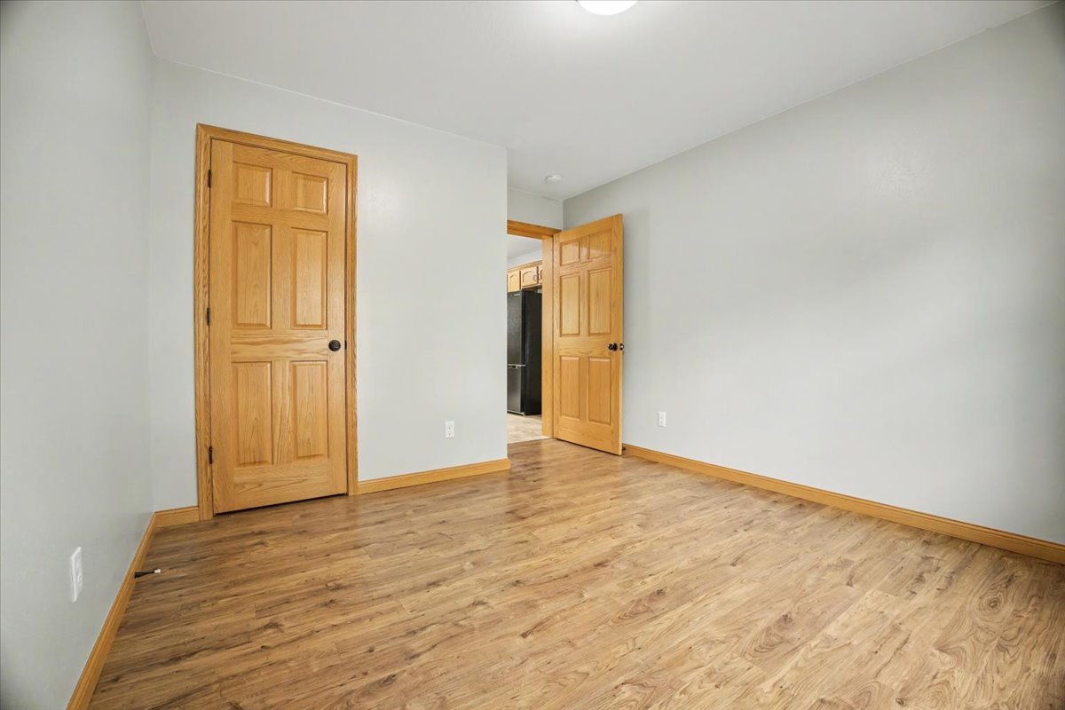 property viewer photo 13