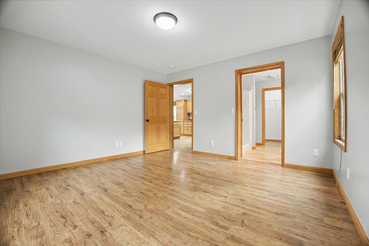 property viewer photo 15