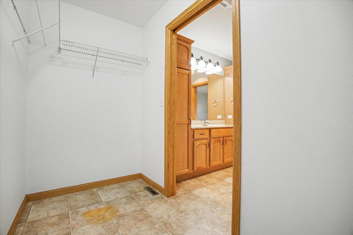 property viewer photo 19
