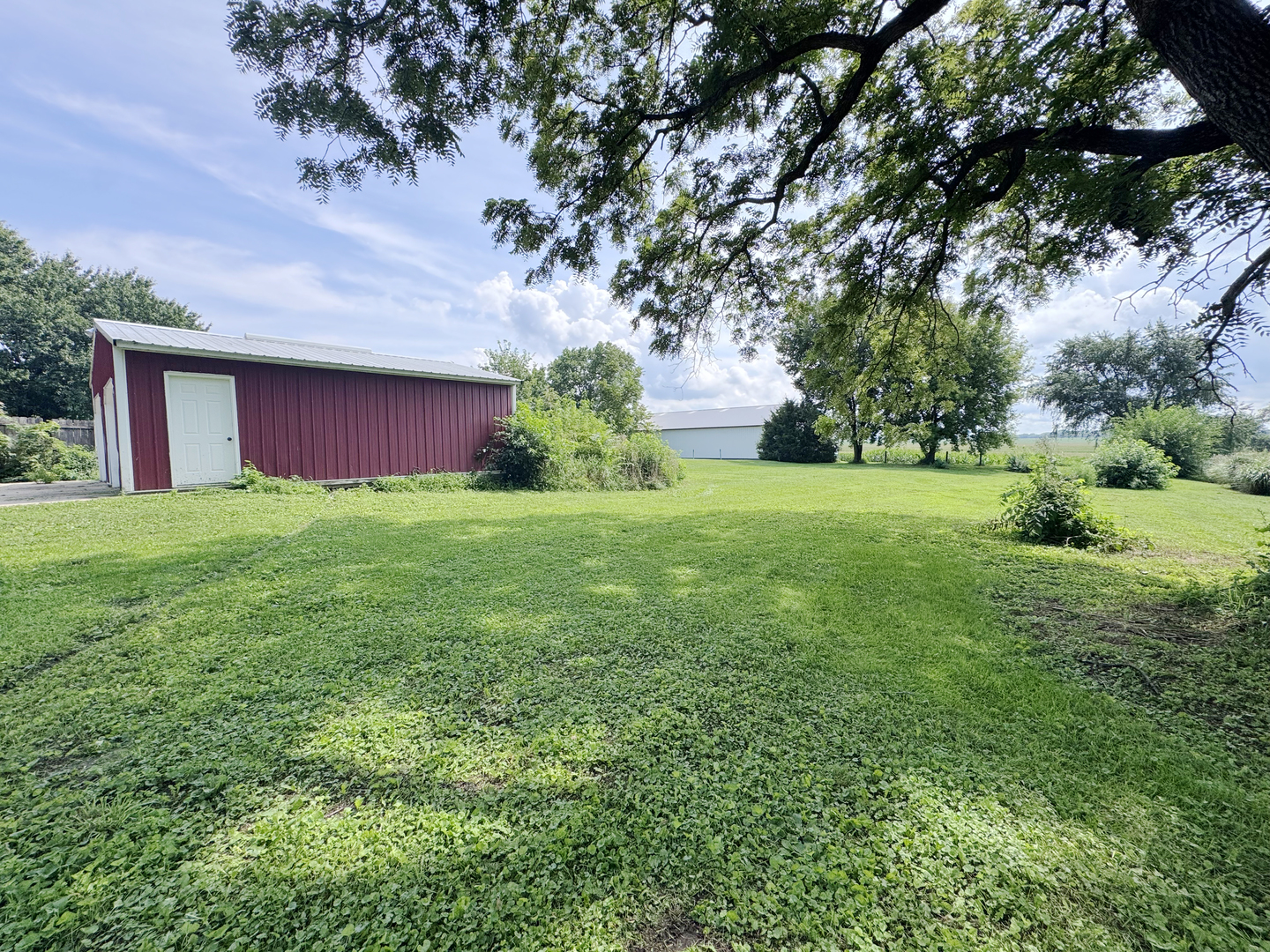 main property photo 5